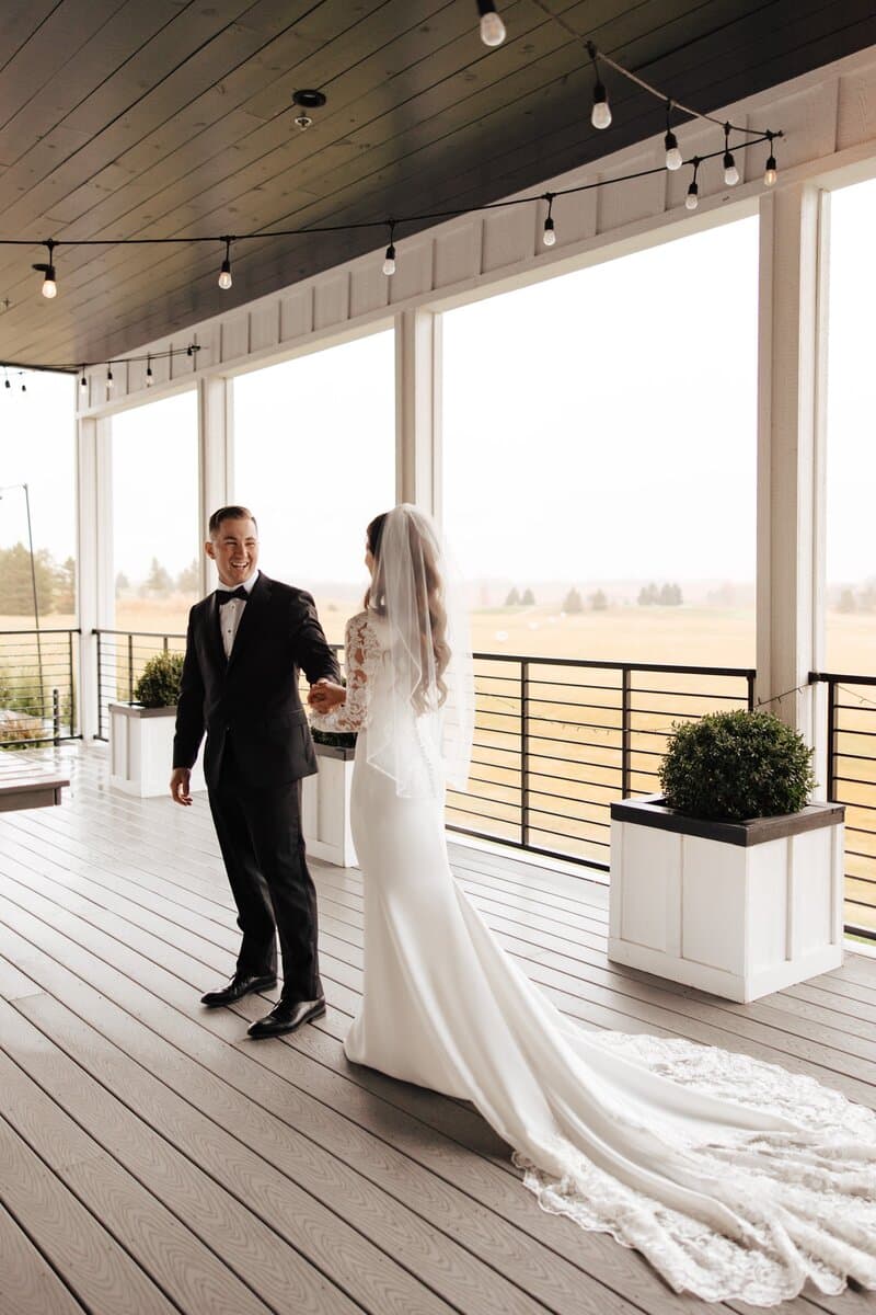 Couple at Bridal Aisle